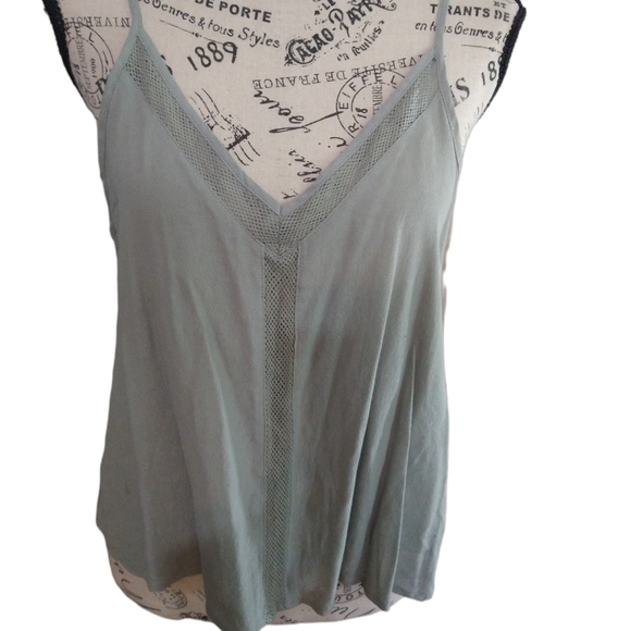 3/$15 or $10 Forever 21 pale green adjustable strap tank top - Picture 2 of 7